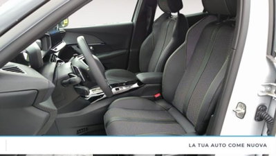 Peugeot 2008 1.2 hybrid GT Exclusive 145cv e-dcs6 (9)