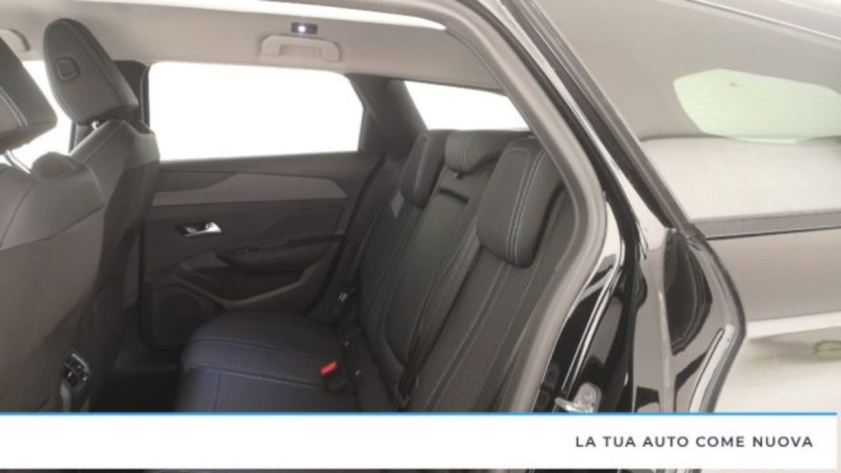 Peugeot 308 SW BlueHDi 130 S&S EAT8 Allure Pack (13)
