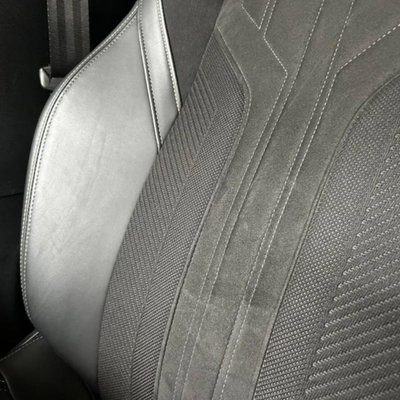 Peugeot 308 SW 1.6 hybrid phev GT 225cv e-eat8 (11)