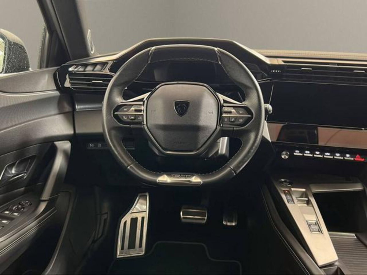 Peugeot 308 SW Hybrid 225 e-EAT8 GT Pack (16)