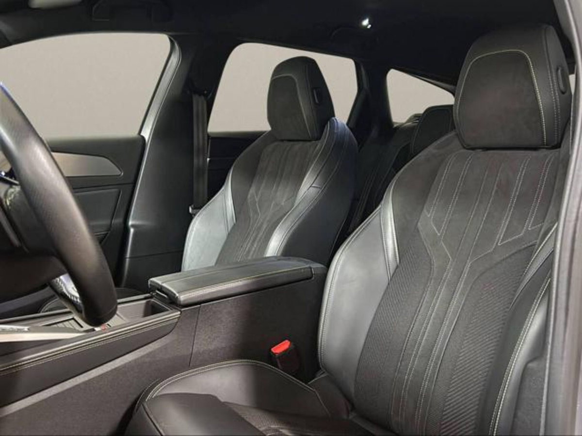 Peugeot 308 SW Hybrid 225 e-EAT8 GT Pack (9)