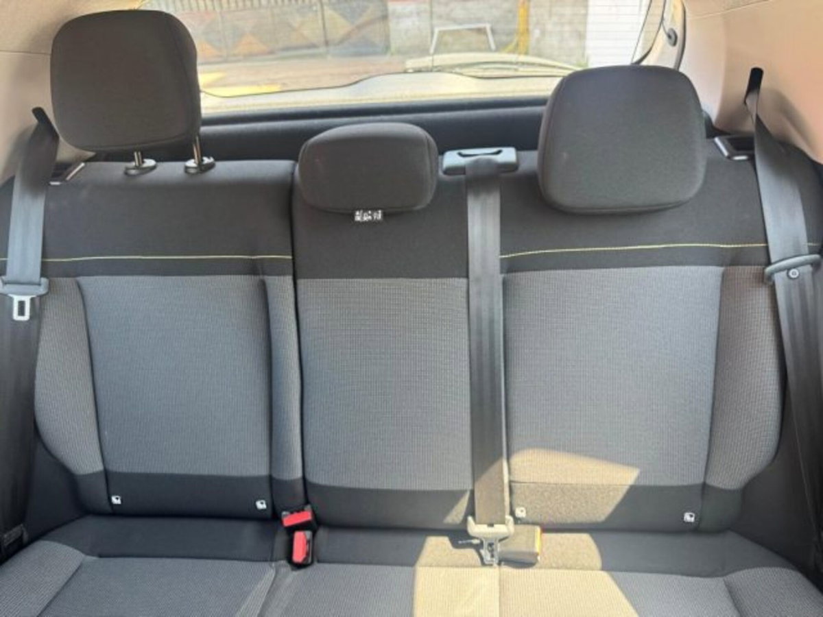 Citroen C3 PureTech 110 S&S EAT6 Shine Pack (16)
