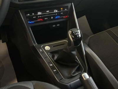 Volkswagen Polo 1.0 tsi R-Line 95cv (14)