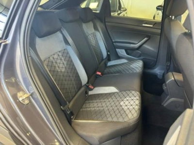 Volkswagen Taigo 1.0 tsi R-Line 115cv (15)