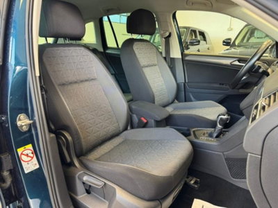 Volkswagen Tiguan 2.0 tdi R-Line 150cv dsg (9)