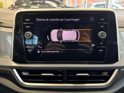 Volkswagen T-Roc 1.0 tsi Style 115cv (14)