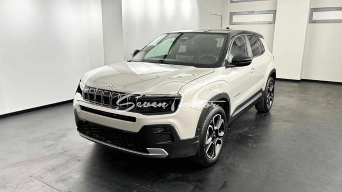 Jeep Avenger 1.2 turbo e-hybrid mhev Summit fwd 110cv edct6 (3)