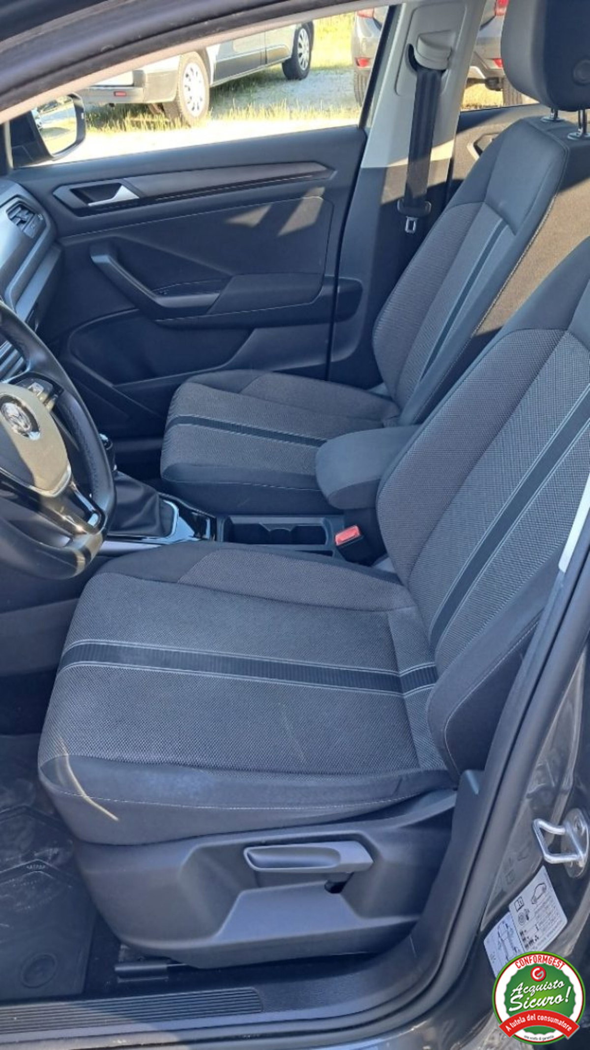 Volkswagen T-Roc 1.0 TSI 115 CV Style BlueMotion Technology (3)
