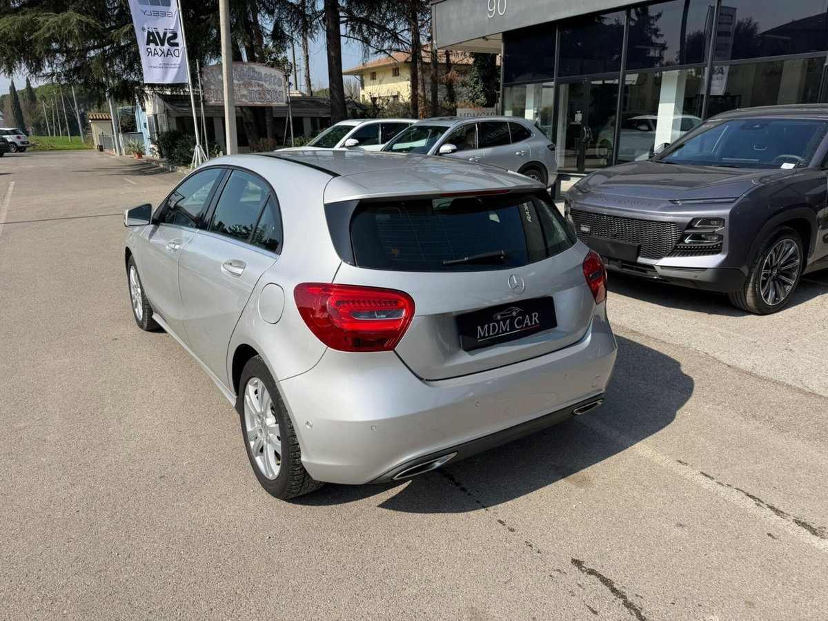 Mercedes-Benz Classe A 220 d Automatic Premium (3)