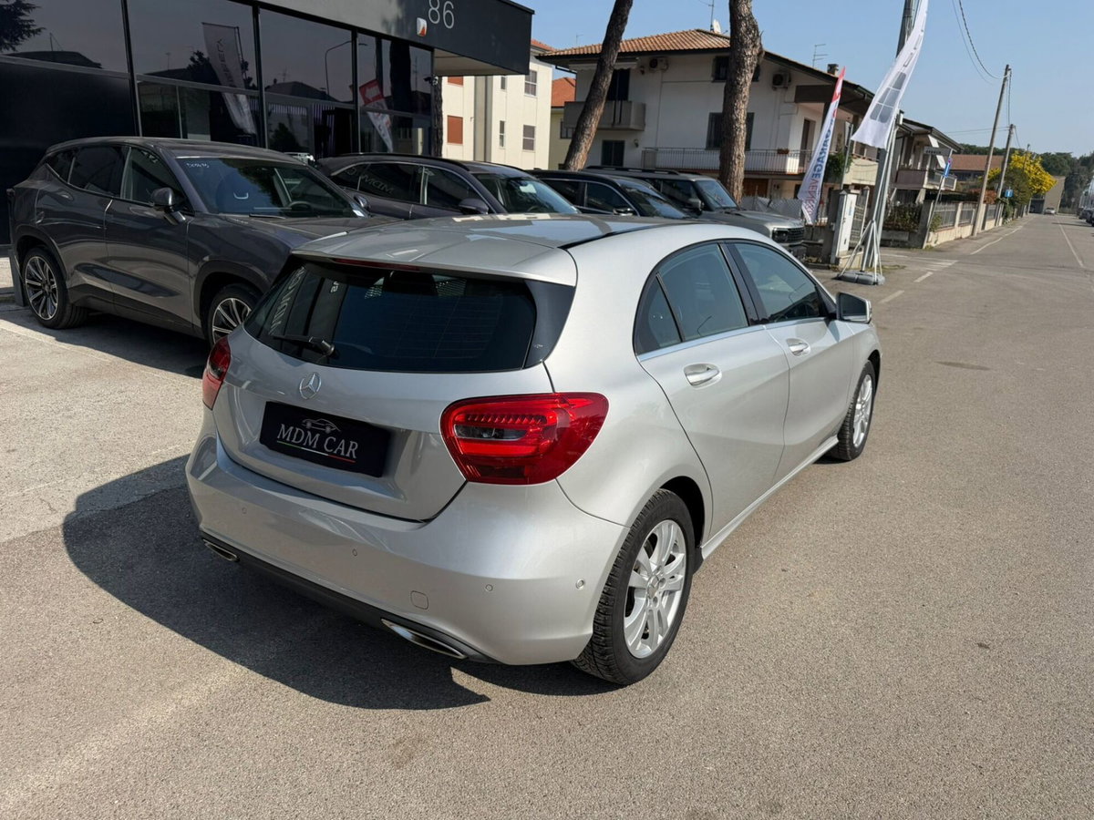 Mercedes-Benz Classe A 220 d Automatic Premium (5)