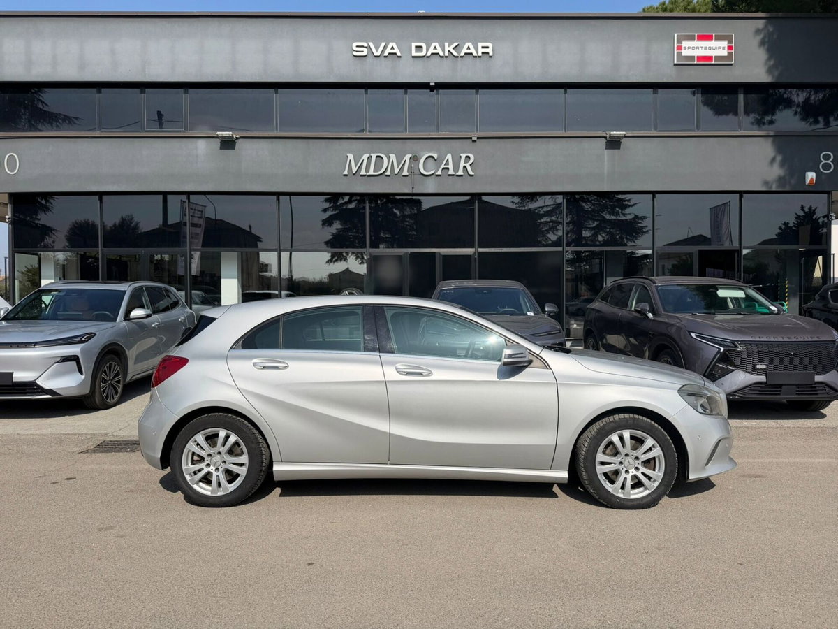 Mercedes-Benz Classe A 220 d Automatic Premium (6)