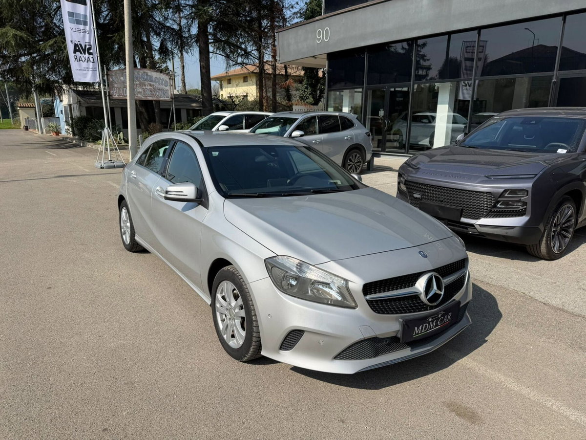 Mercedes-Benz Classe A 220 d Automatic Premium (8)