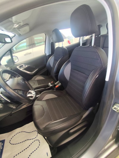 Peugeot 2008 e-HDi 92 CV Stop&Start ETG6 Allure (12)