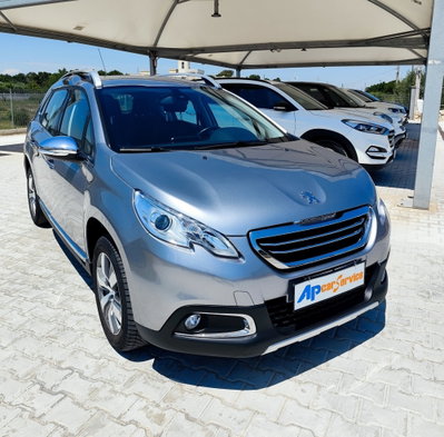Peugeot 2008 e-HDi 92 CV Stop&Start ETG6 Allure (6)