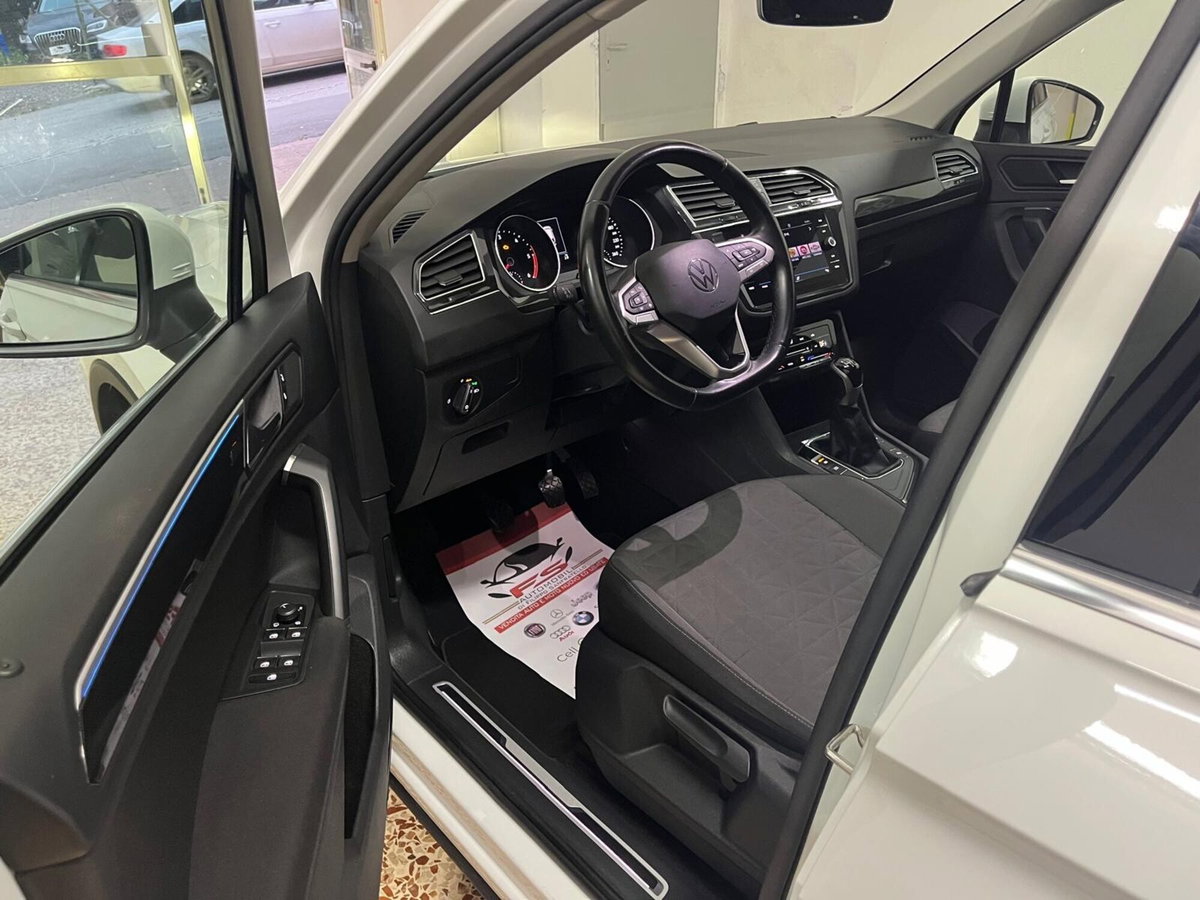 Volkswagen Tiguan 2.0 TDI SCR Life (13)