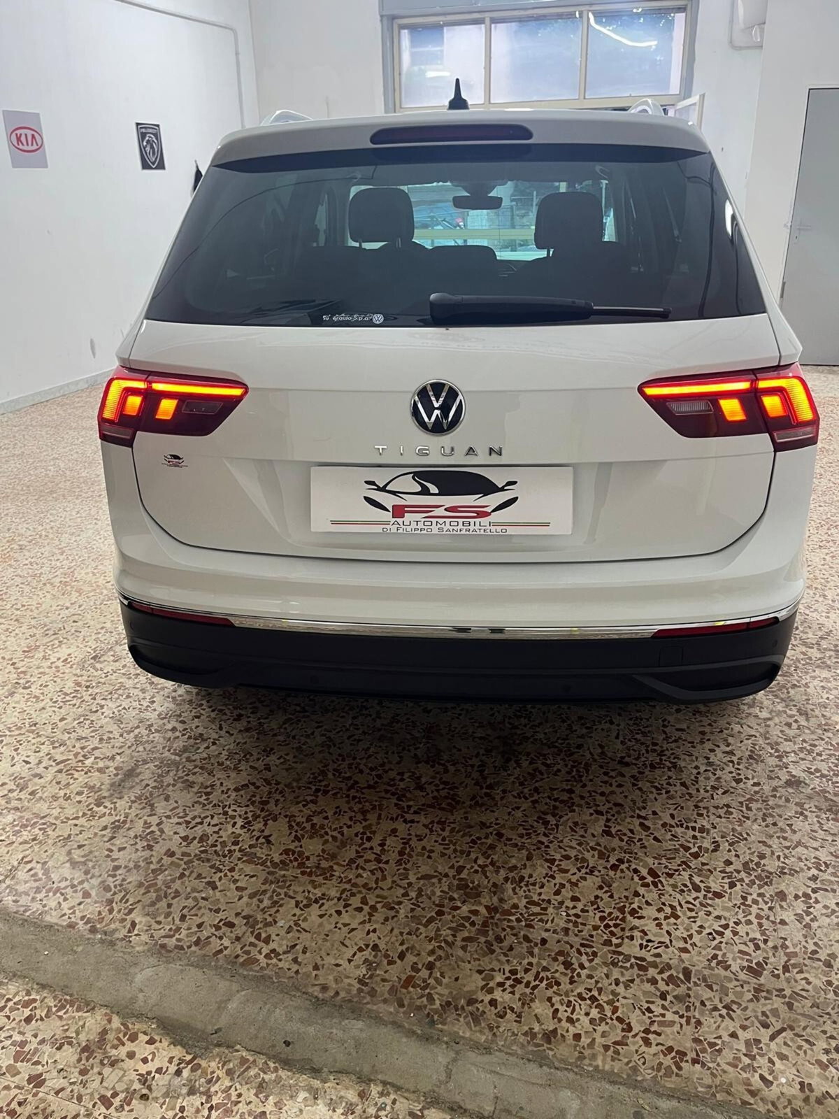 Volkswagen Tiguan 2.0 TDI SCR Life (7)