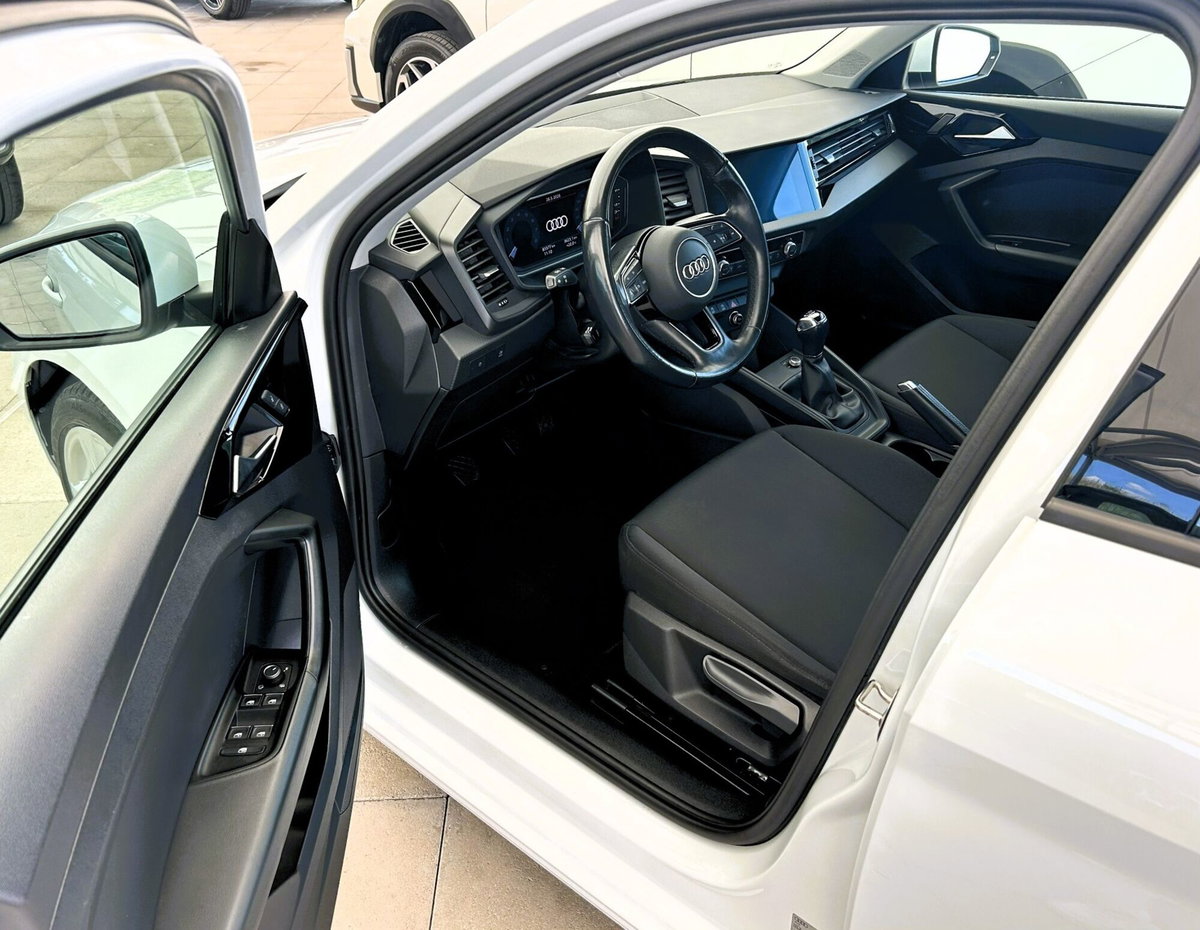 Audi A1 Sportback 25 TFSI Admired (2)