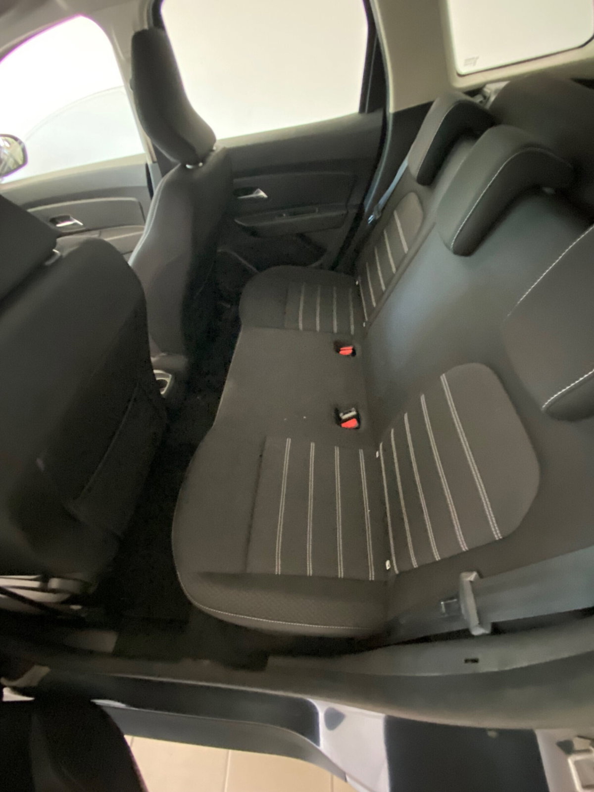 Dacia Duster 1.5 Blue dCi 8V 115 CV 4x4 Prestige (7)