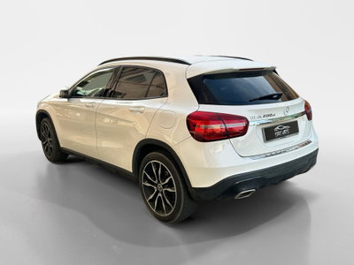 Mercedes-Benz GLA SUV 200 d Automatic Premium (3)