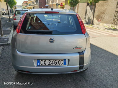 Fiat Grande Punto 1.3 MJT 75 CV 5 porte Dynamic (11)