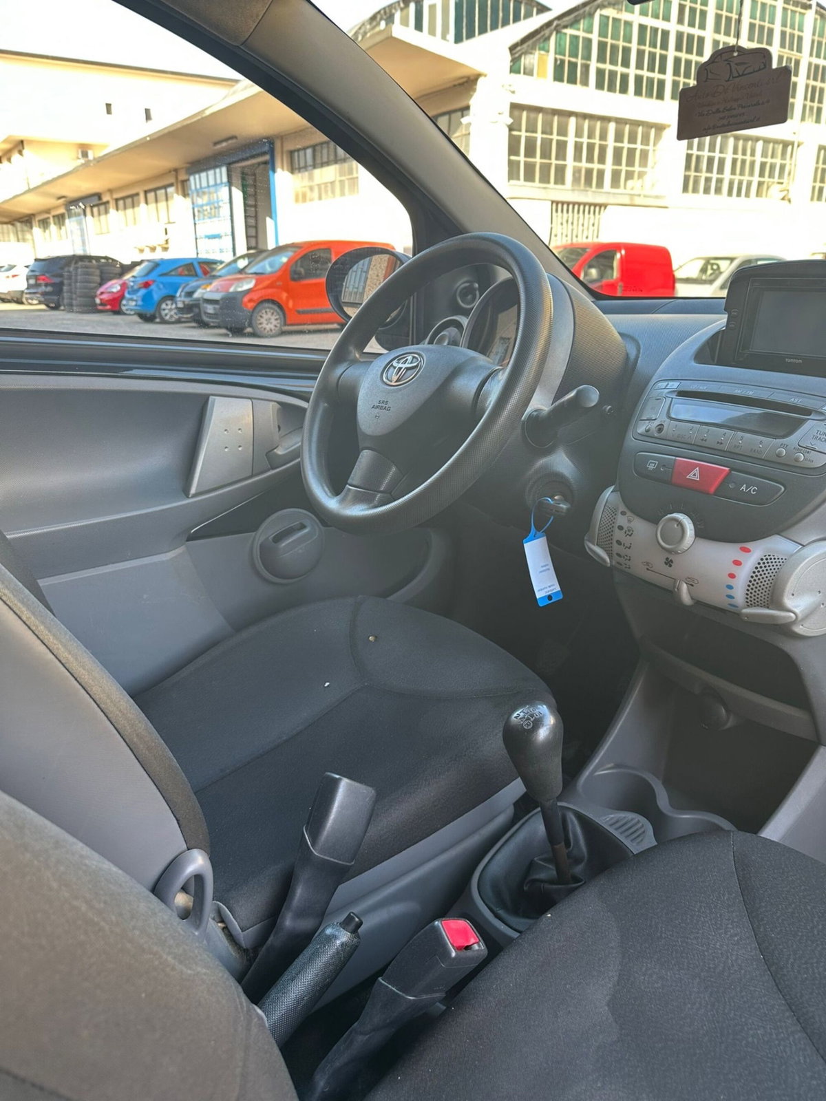 Toyota Aygo 1.0 12V VVT-i 5 porte Sol Connect (16)