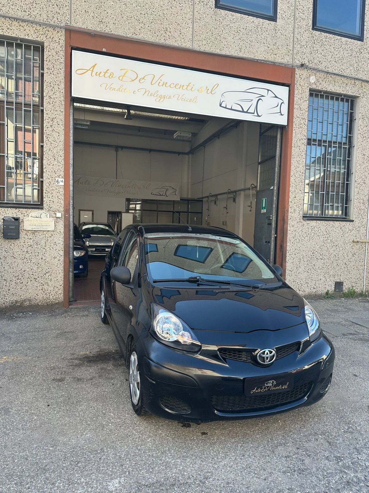 Toyota Aygo 1.0 12V VVT-i 5 porte Sol Connect (3)
