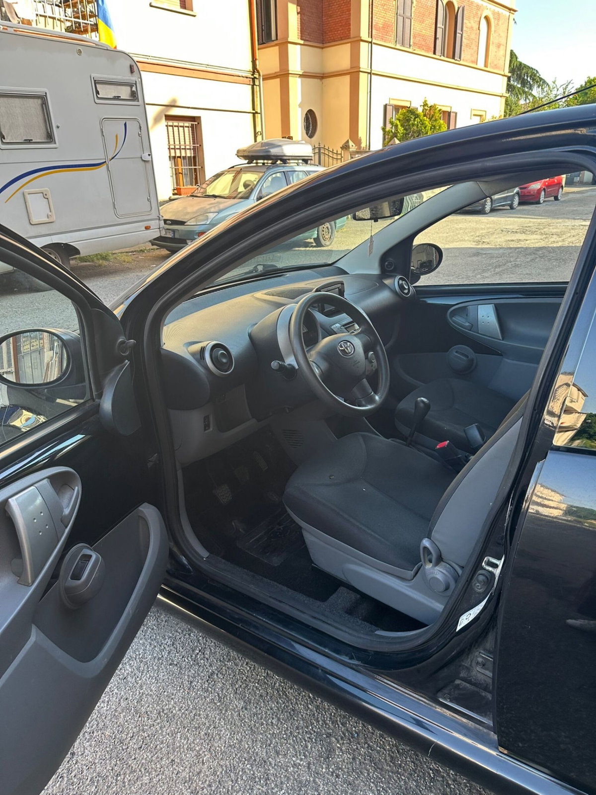 Toyota Aygo 1.0 12V VVT-i 5 porte Sol Connect (8)