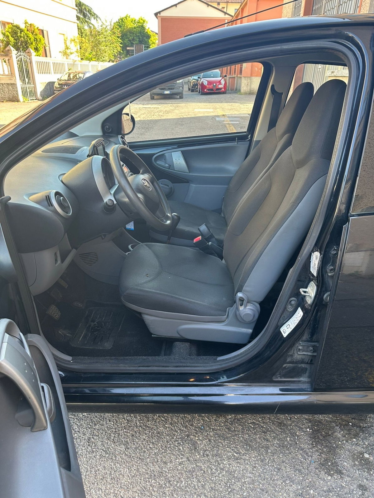Toyota Aygo 1.0 12V VVT-i 5 porte Sol Connect (9)