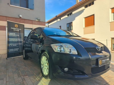 Toyota Auris 1.4 D-4D 5 porte (3)