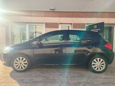 Toyota Auris 1.4 D-4D 5 porte (4)