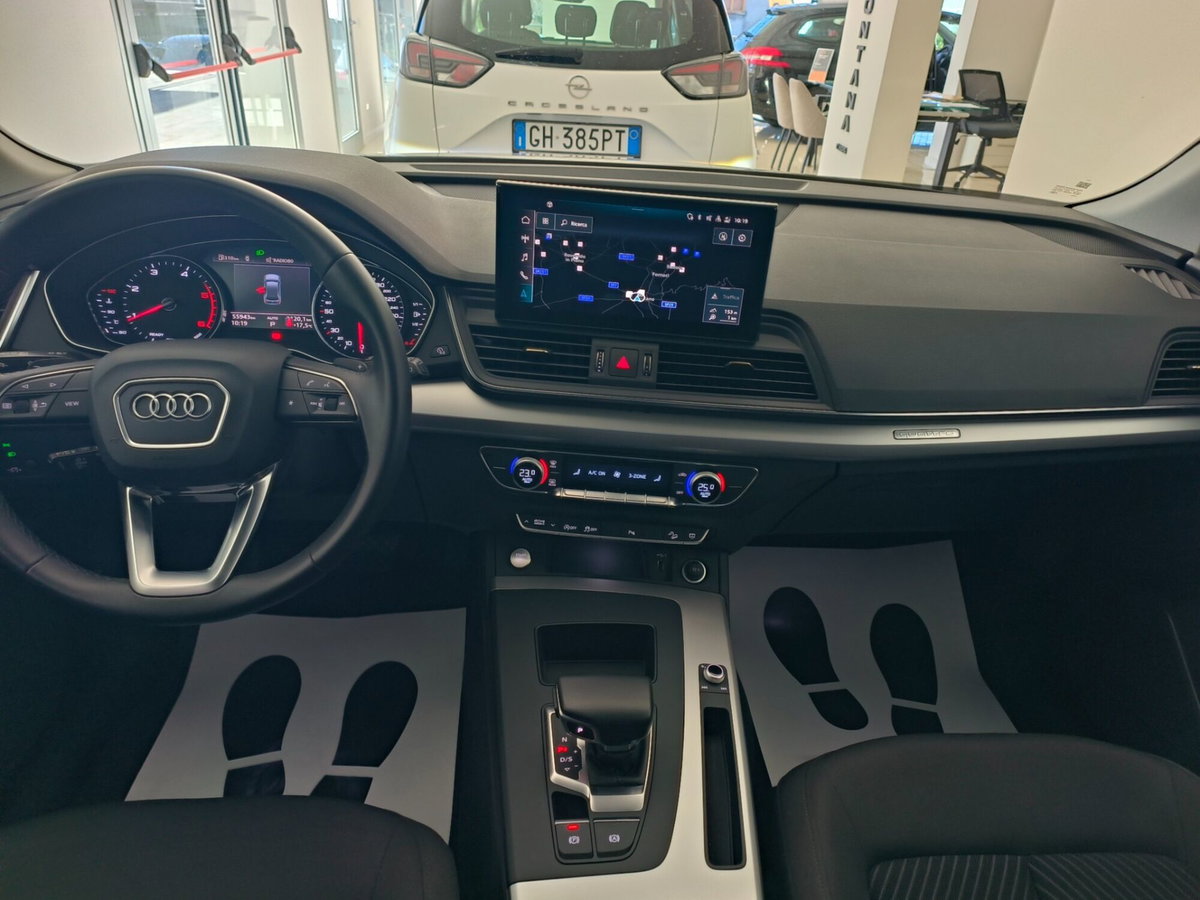 Audi Q5 40 TDI 204 CV quattro S tronic Business (10)