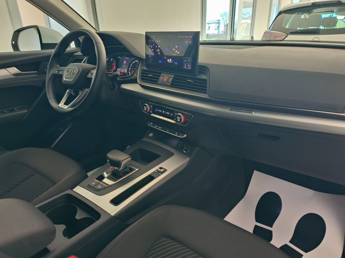 Audi Q5 40 TDI 204 CV quattro S tronic Business (11)