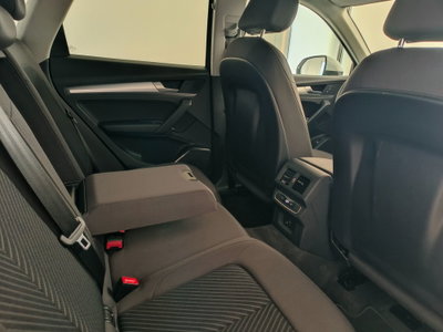 Audi Q5 40 TDI 204 CV quattro S tronic Business (15)