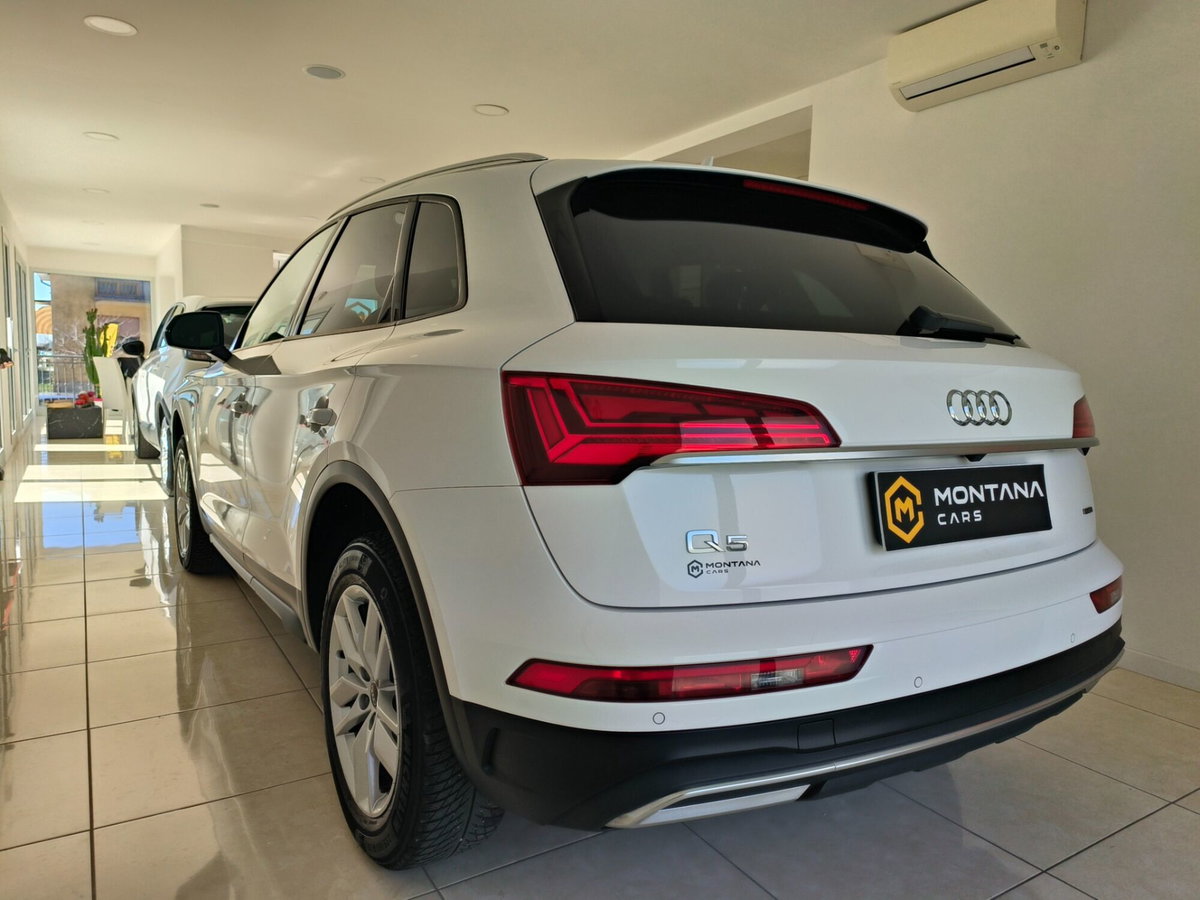 Audi Q5 40 TDI 204 CV quattro S tronic Business (4)