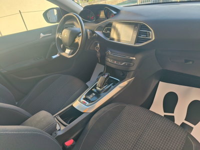 Peugeot 308 SW BlueHDi 130 S&S Active (9)