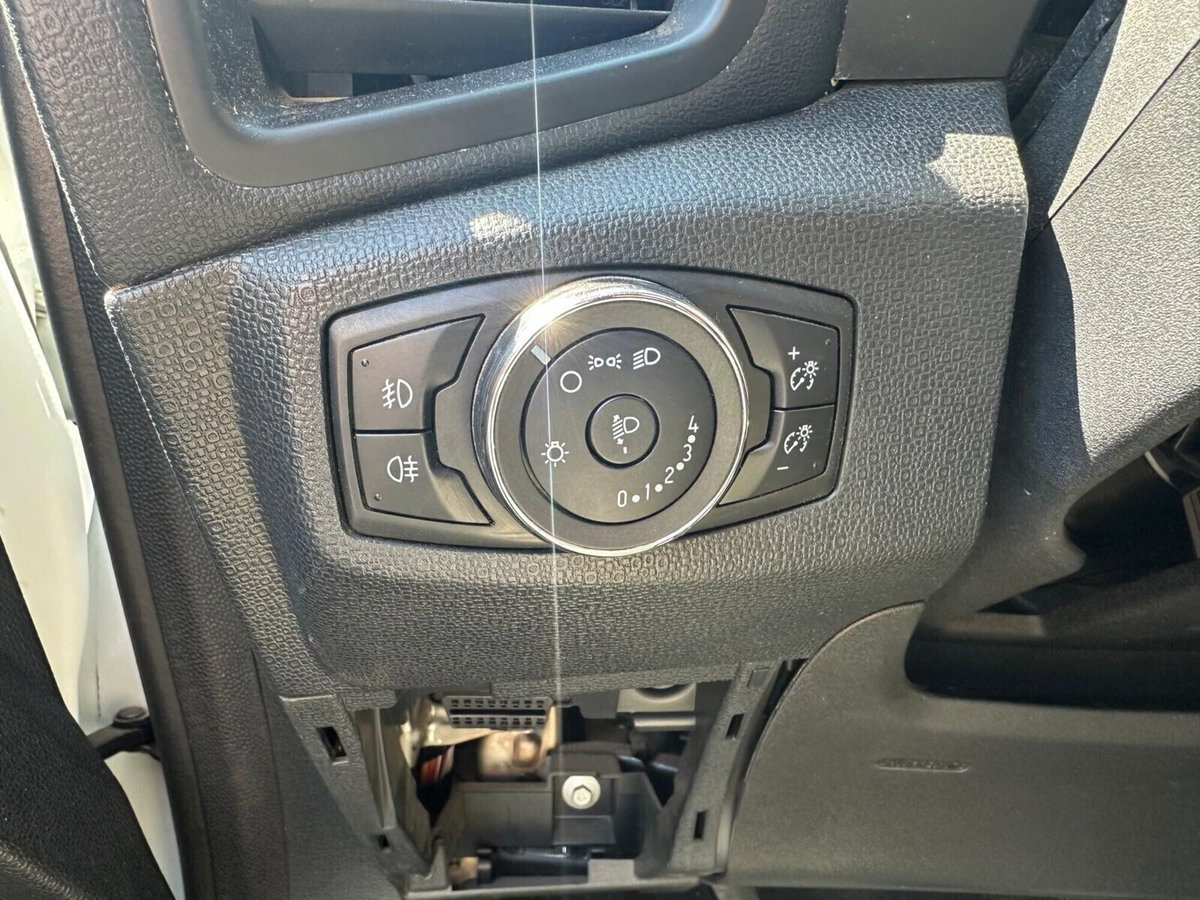 Ford EcoSport 1.0 EcoBoost 100 CV Titanium (11)
