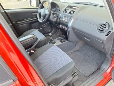 Fiat Sedici 1.9 MJT 4x4 Dynamic (17)