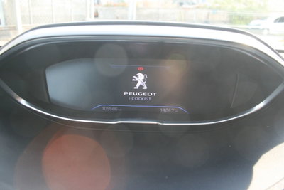 Peugeot 3008 BlueHDi 130 S&S EAT8 Allure Pack (13)