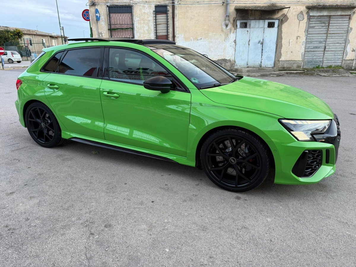 Audi A3 Sportback 40 TFSI quattro S tronic S line edition (4)