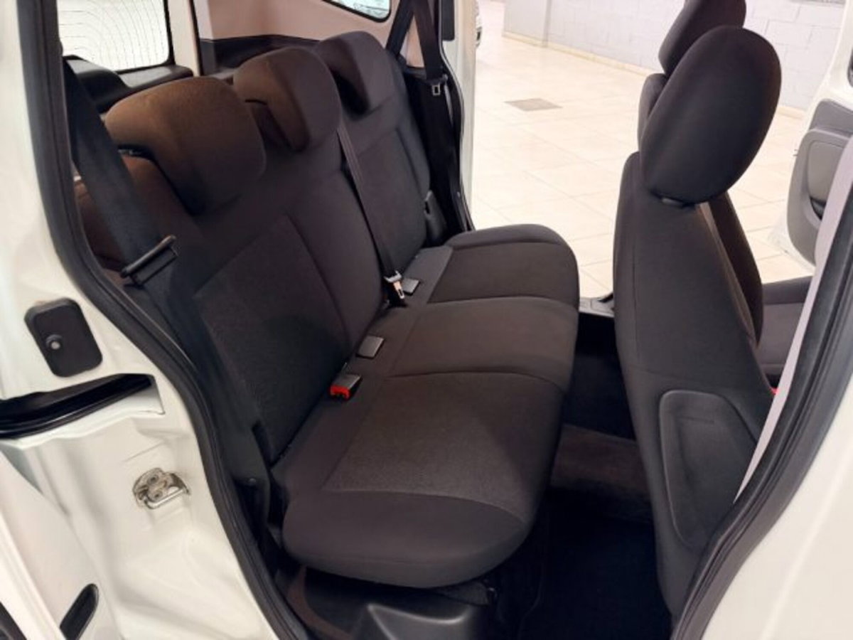Fiat Qubo 1.3 MJT 80 CV Active (12)