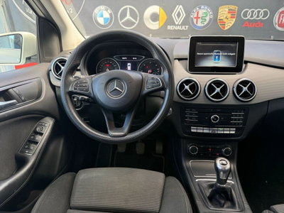 Mercedes-Benz Classe B 180 d Sport (13)