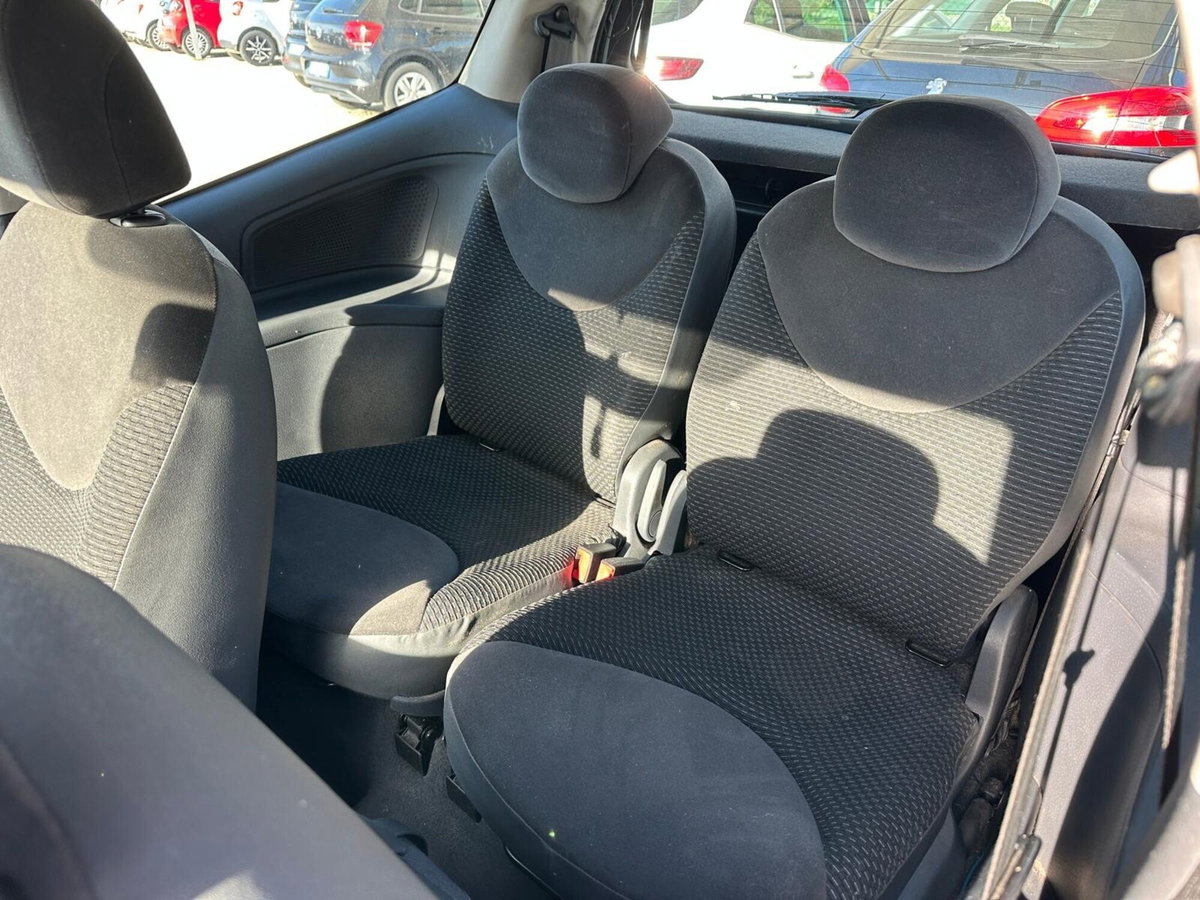 Citroen C2 1.1 airdream VTR (11)