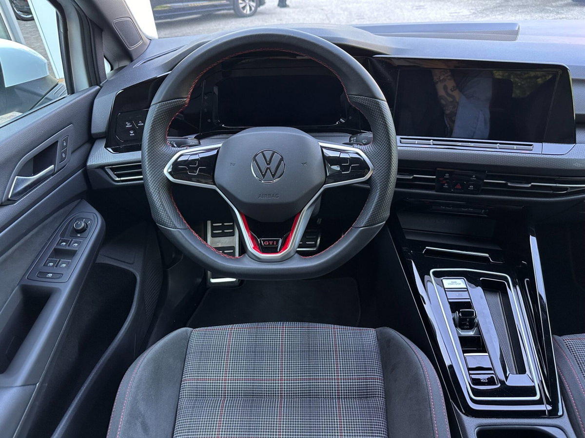 Volkswagen Golf 2.0 TSI GTI DSG (13)
