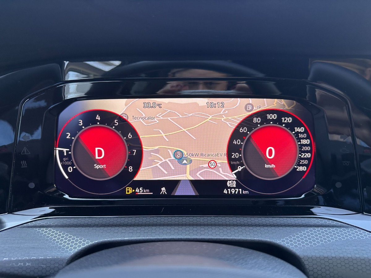 Volkswagen Golf 2.0 TSI GTI DSG (19)