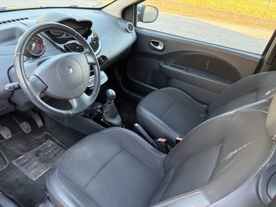 Renault Twingo 1.2 16V Live (6)
