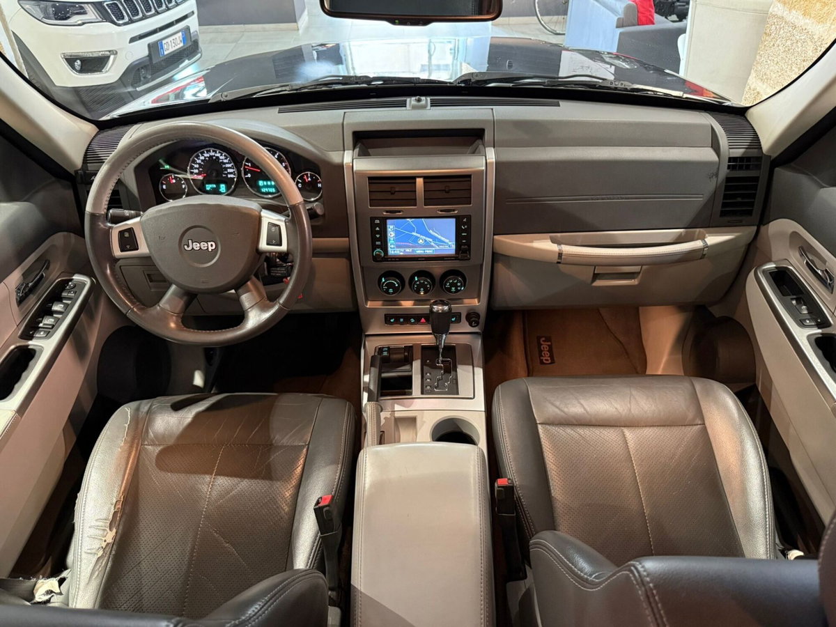 Jeep Cherokee 2.8 CRD DPF Limited Auto (11)