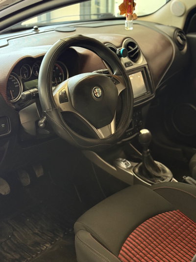 Alfa Romeo MiTo 1.3 JTDm 16V 90 CV Distinctive (9)