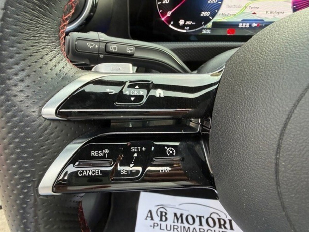 Mercedes-Benz Classe A 180 d Automatic Premium (15)