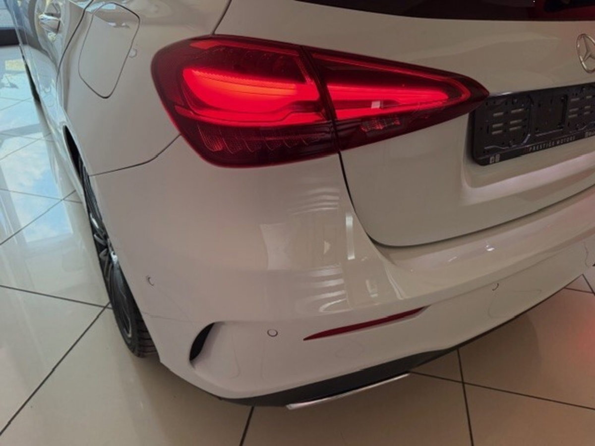 Mercedes-Benz Classe A 180 d Automatic Premium (7)