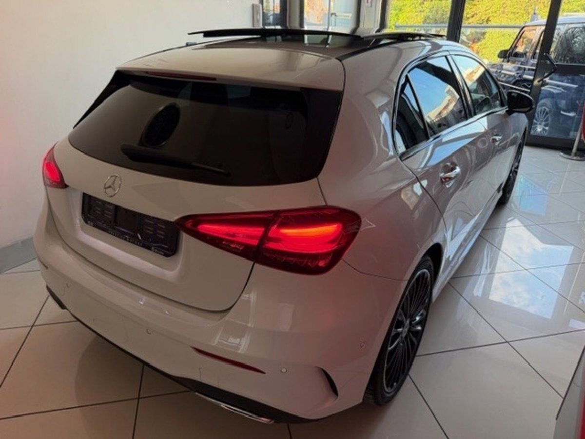 Mercedes-Benz Classe A 180 d Automatic Premium (8)